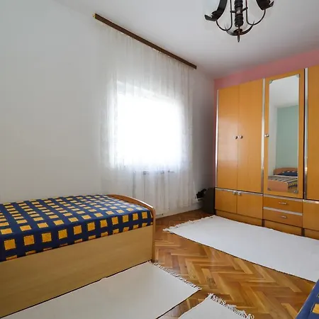 In - Istrien 11443 * 풀라