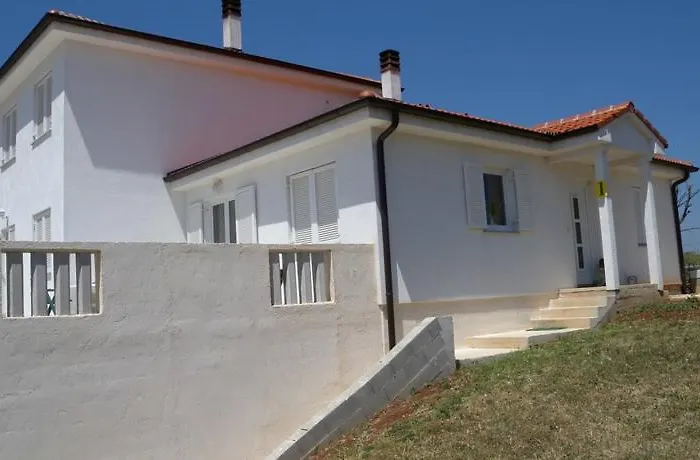 In - Istrien 11443 Апартаменты Пула